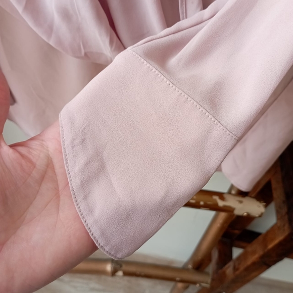 BCBG MaxAzria Blush Pink Top - Picture 3 of 15
